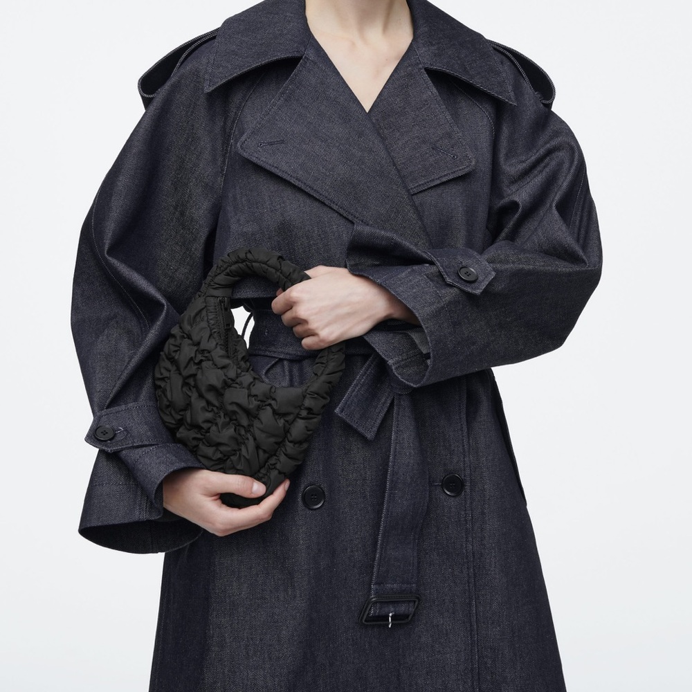 Cos micro quilted bag black